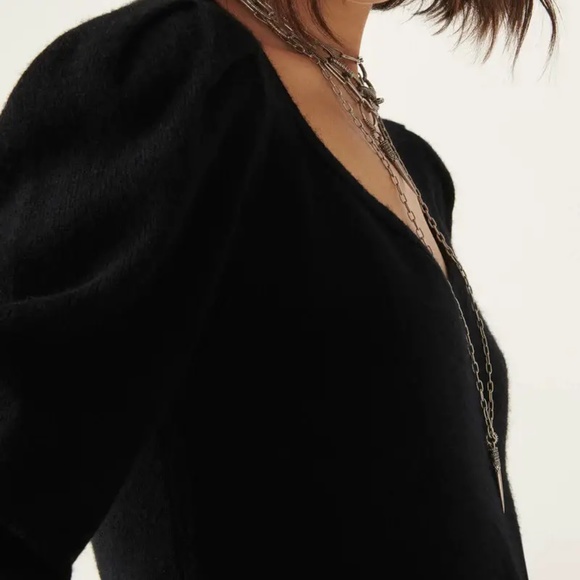 NEW BA&SH Sweater in Noir. Size 3